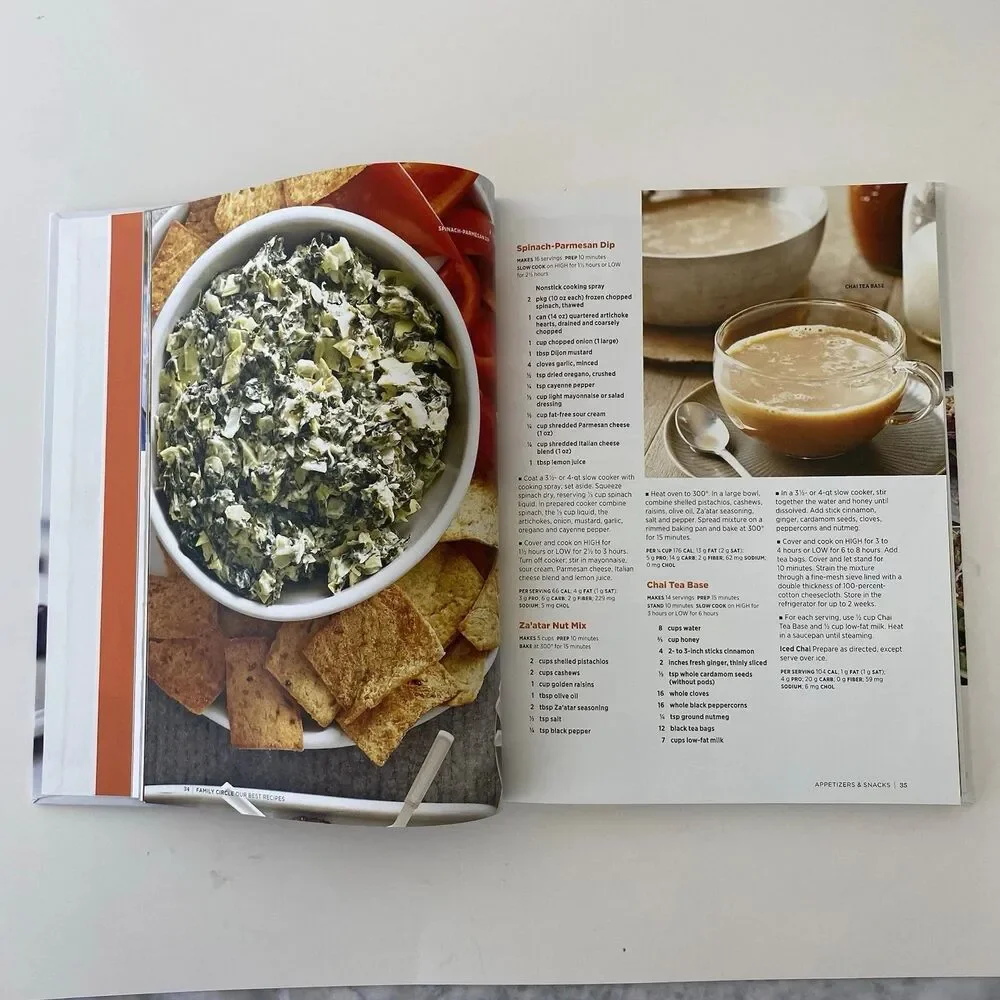 FAMILY CIRCLE OUR BEST RECIPES 2016 by Family Circle